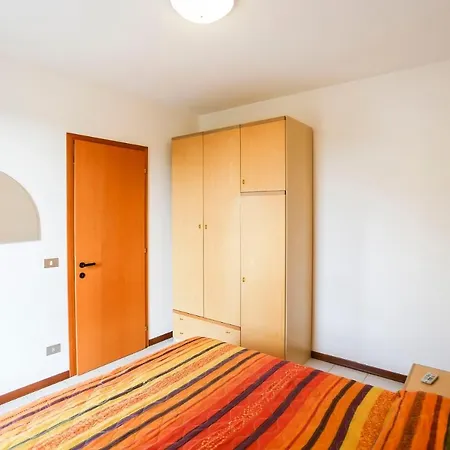 Villaggio Luna Due Apartment *