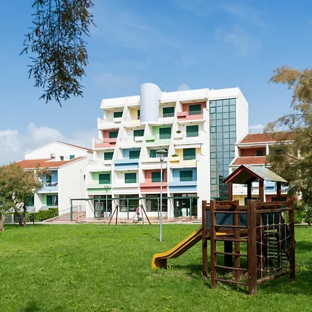 Villaggio Luna Due *