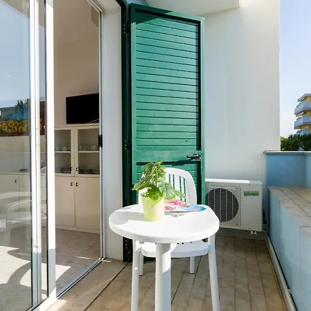 Villaggio Luna Due * Καόρλε